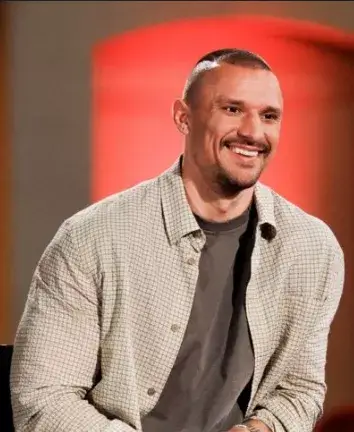 Холостяк 2025 — 14 сезон 8 випуск онлайн